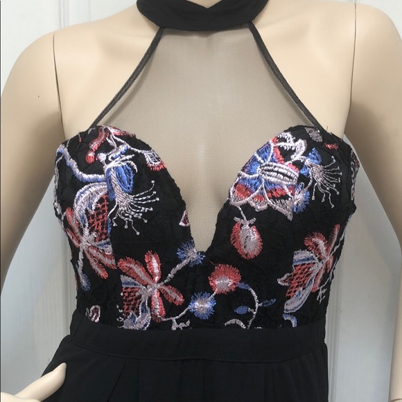 EMBELLISHED BLACK FLORAL MAXI - Picture 4 of 8